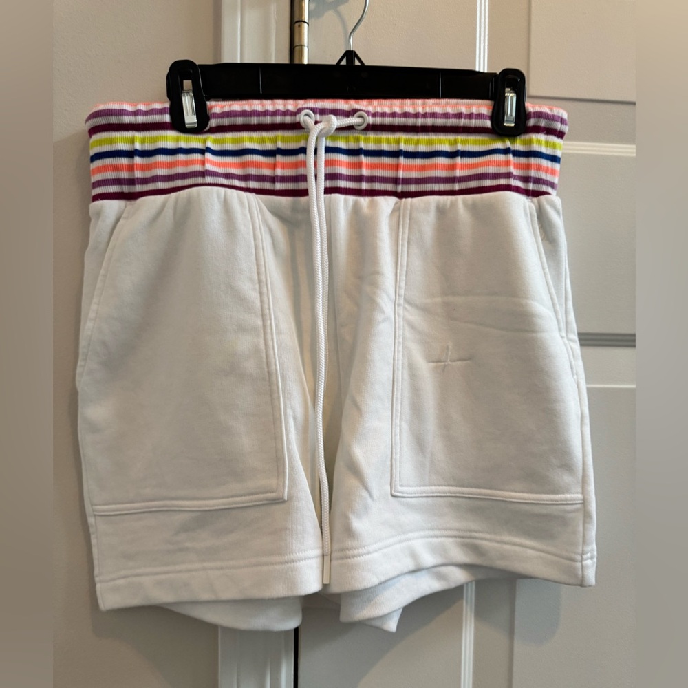 Lou & Grey - White Drawstring Shorts with Multicolored Waistband (medium)